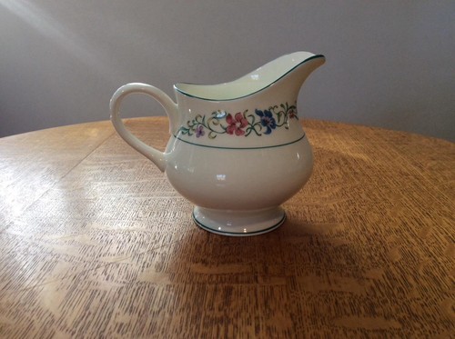 Wedgwood lausanne bone china - wedgwood,
